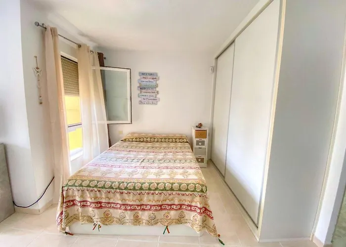 Estudio Fran Centro Internacional Algarrobo Costa